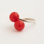 Pompom Ring 2 Perlen - glossy red 52 mm